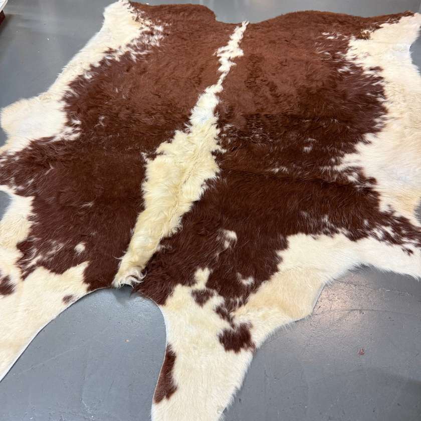 Cow Hide Rug 3-4m Sq