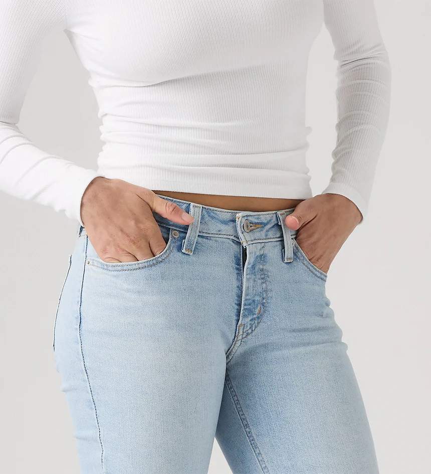 Levi Ladies Superlow All Alone 32 Leg Bootcut Jeans