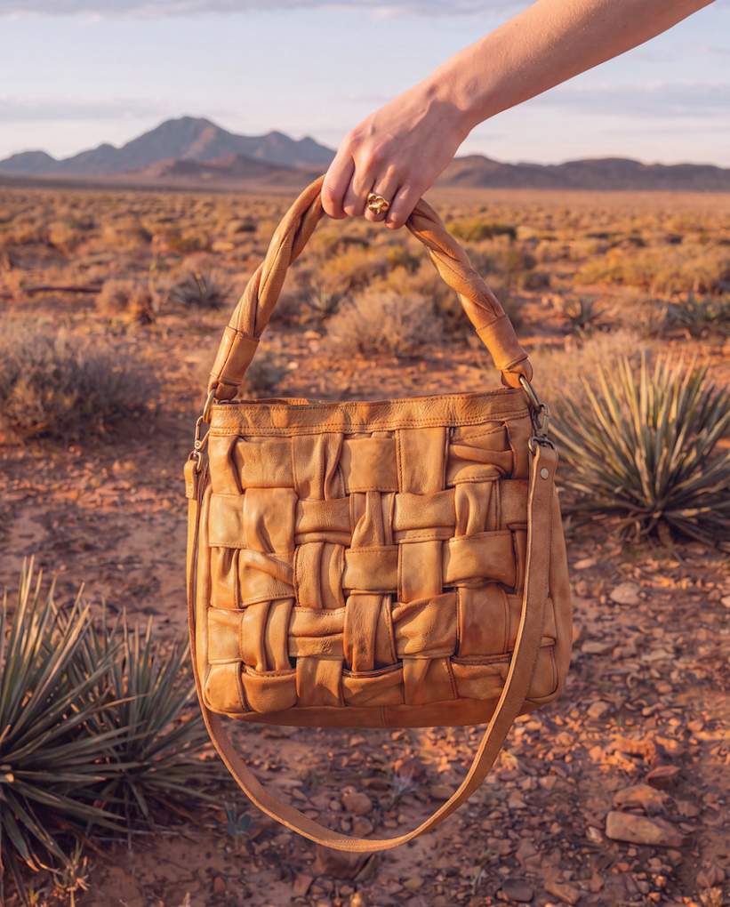 Design Edge Callan Woven Hobo Bag