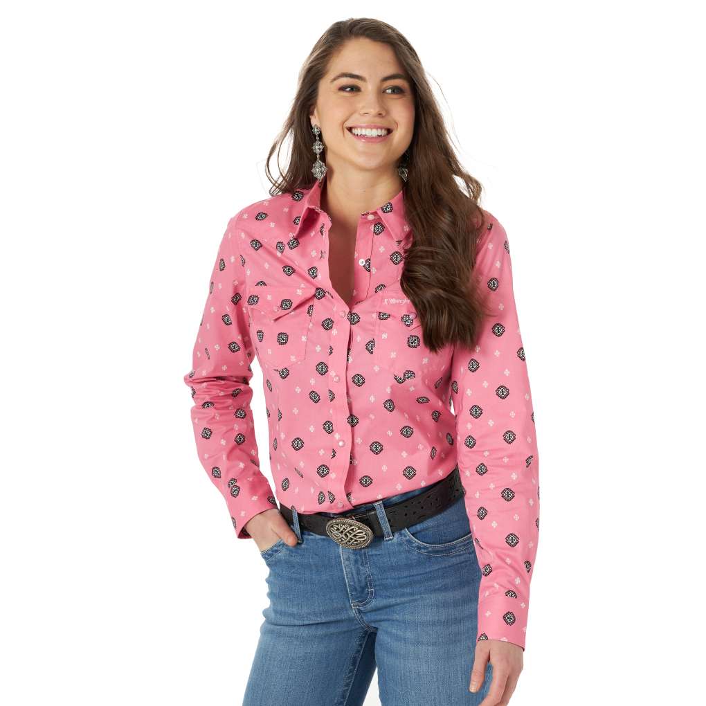 Wrangler Ladies Essential Pink Geo Shirt